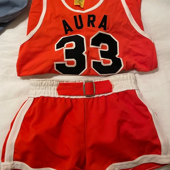 Vintage 80s women’s basketball uniform